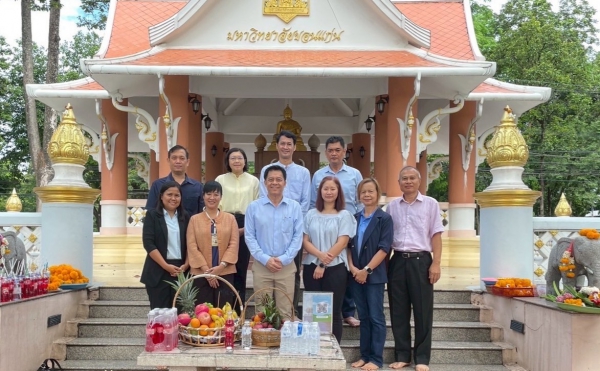 คณะผู้บริหารชุดใหม่เข้าสักการะ ศาลเจ้าพ่อมอดินแดง
