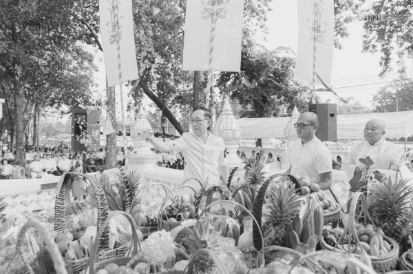 มหาวิทยาลัยขอนแก่นประกอบพิธีบวงสรวงเจ้าพ่อมอดินแดง ประจำปี 2568 สร้างความเป็นสิริมงคลแก่ชาวมอดินแดง