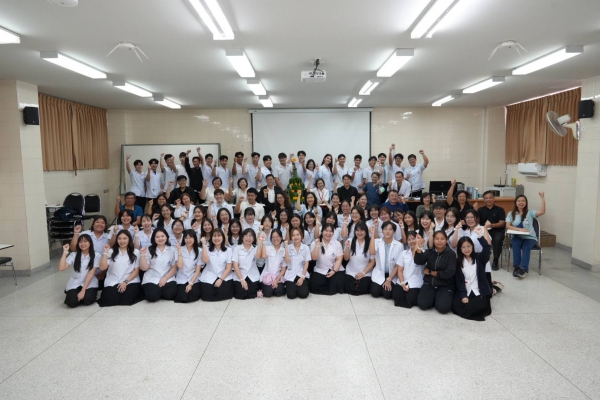 คณะสัตวแพทยศาสตร์ มหาวิทยาลัยขอนแก่น โดยงานวิจัยและบริการการศึกษา ได้ดำเนินโครงการ “ปัจฉิมนิเทศว่าที่บัณฑิตสัตวแพทย์ มหาวิทยาลัยขอนแก่น รุ่นที่ 34”